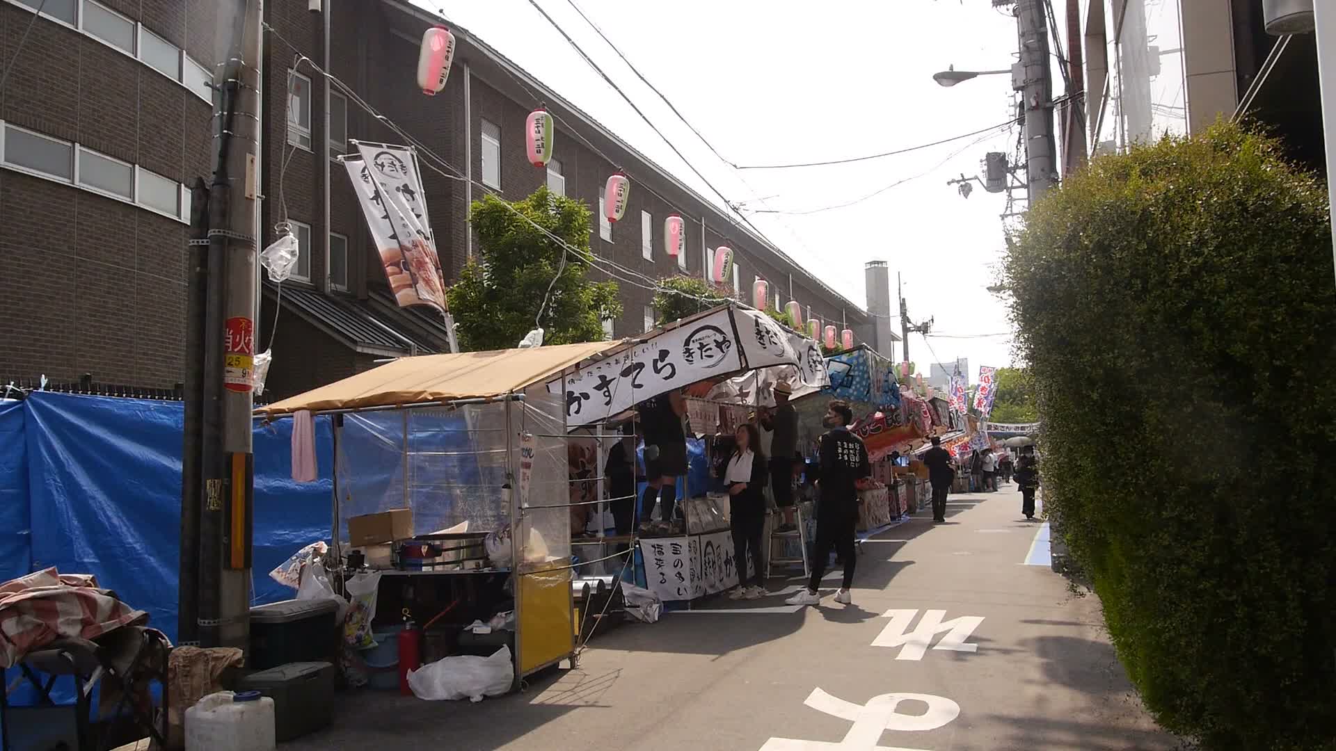 【現地中継】参道を歩きながら藍染祭の見どころをご紹介